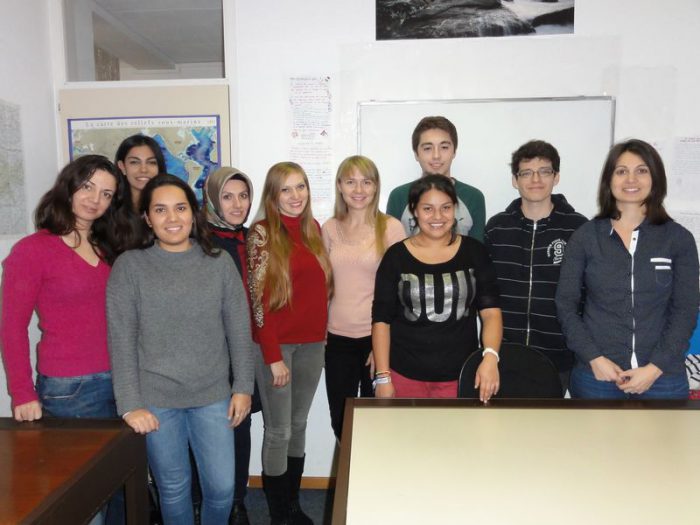 photos étudiants ELFI - Ecole de Langue Française et d'Informatique